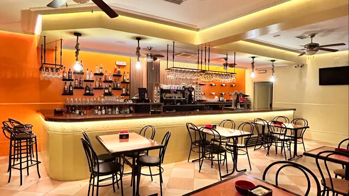 en-Bucara, Bar de tapas y Restaurante